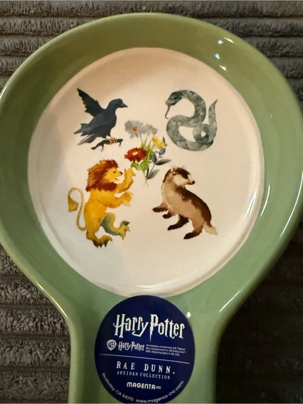 Rae Dunn x Harry Potter Pale Sage Green 'Hogwarts' Ceramic Spoon Rest NWT